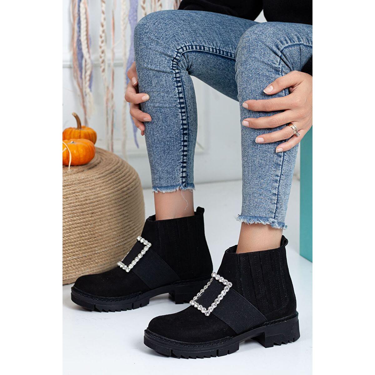 

Ботинки Voles Boot Black Suet