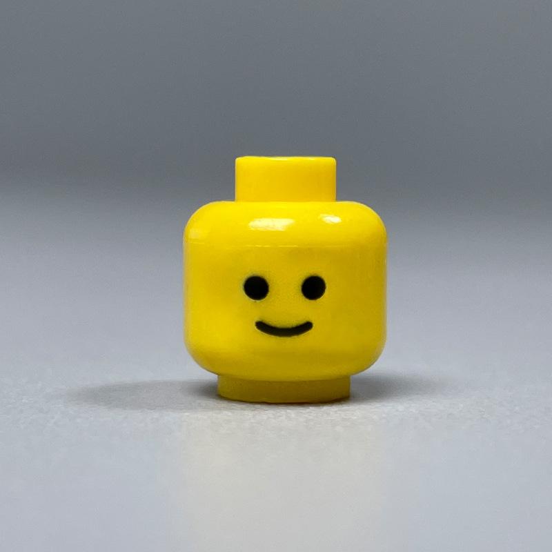 Building Block Minifigure Heads Set – Facial Expressions in Yellow