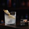 Japanische Collins-Tasse: Leichtes Highball-Glas für Cocktails und Long Island Iced Tea