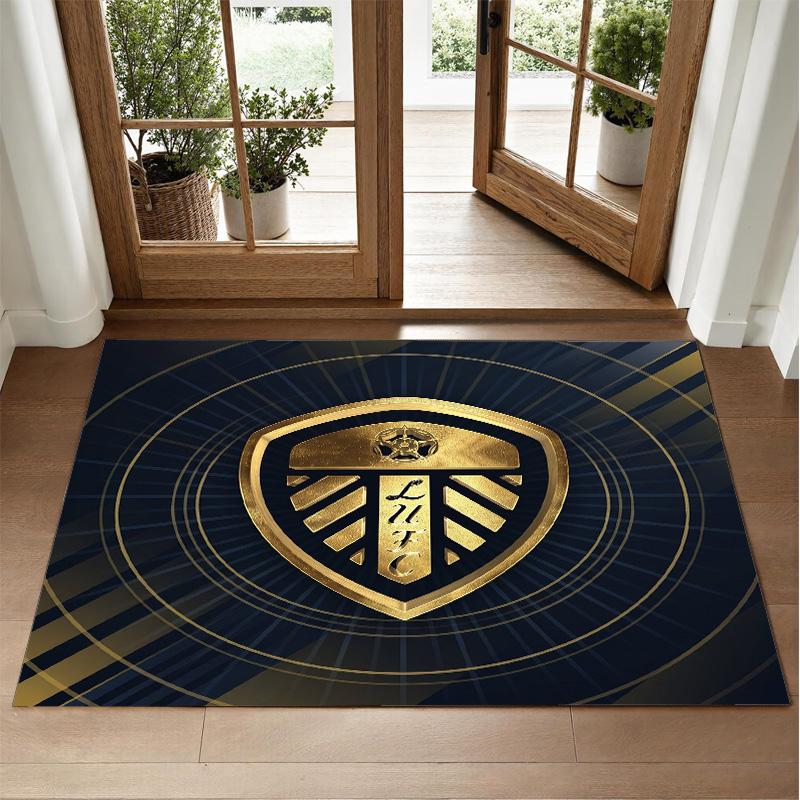 Leeds United Design Crystal Velvet Rug Soft Decorative Mat for Bedroom Entrance
