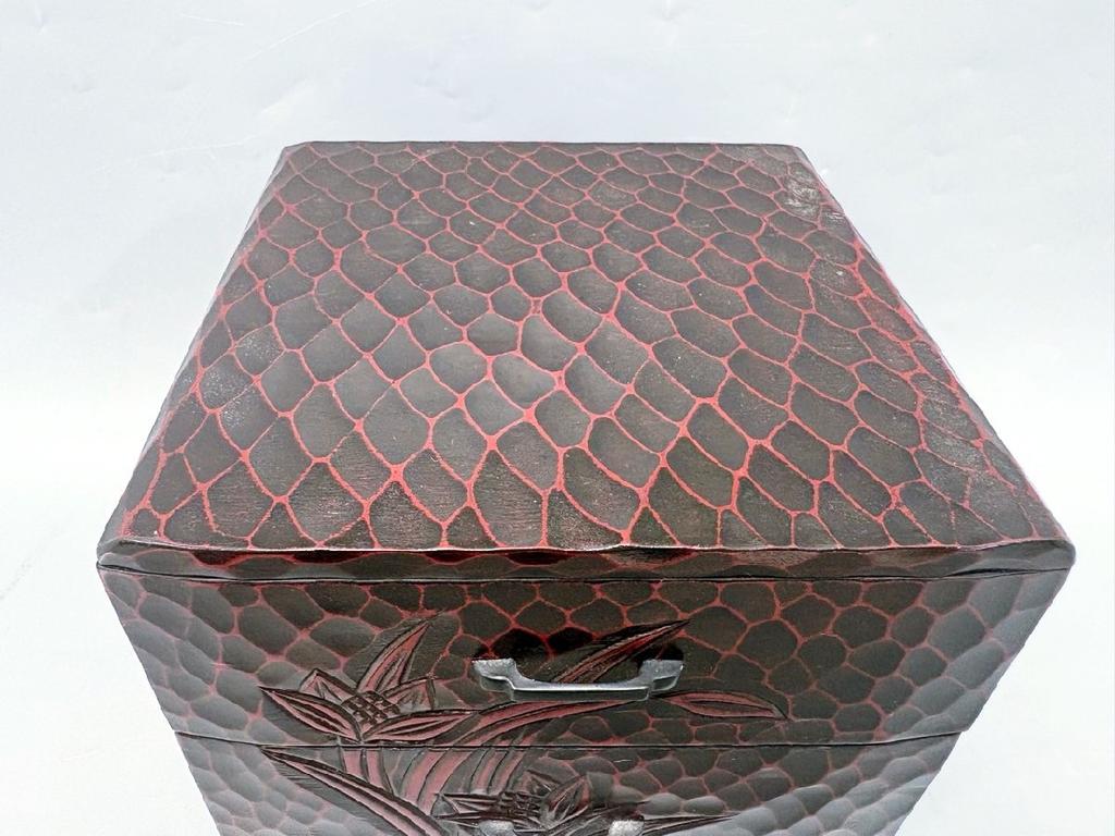 [USED]Kamakura-bori Mini Chest (2-Tier) – Tabletop Traditional Craft