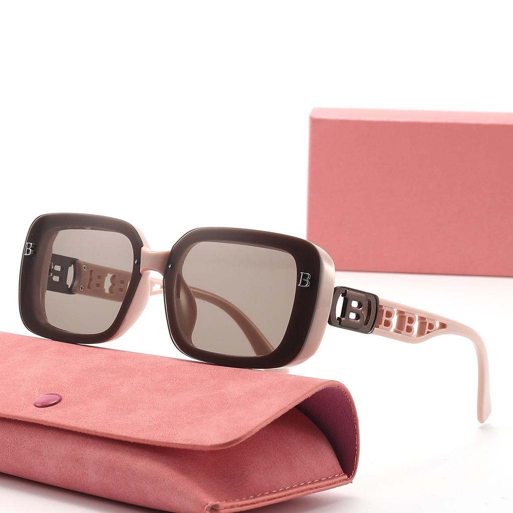 Nuovi Occhiali da Sole di Lusso da Donna Eleganti Designer Quadrati Occhiali da Sole Femminili Protezione UV400 Tonalità alla Moda