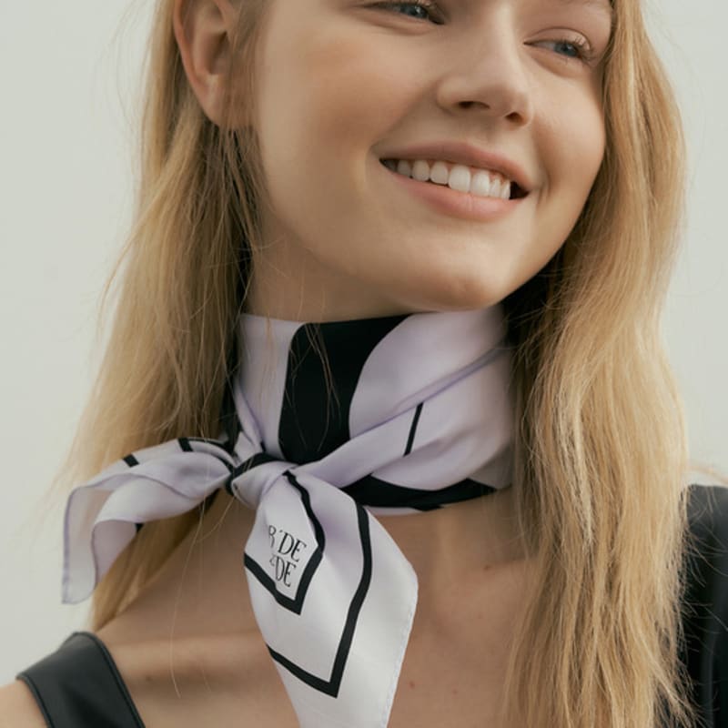 BB’DE SOLI’DE Symbol Silk Scarf (2 Color)