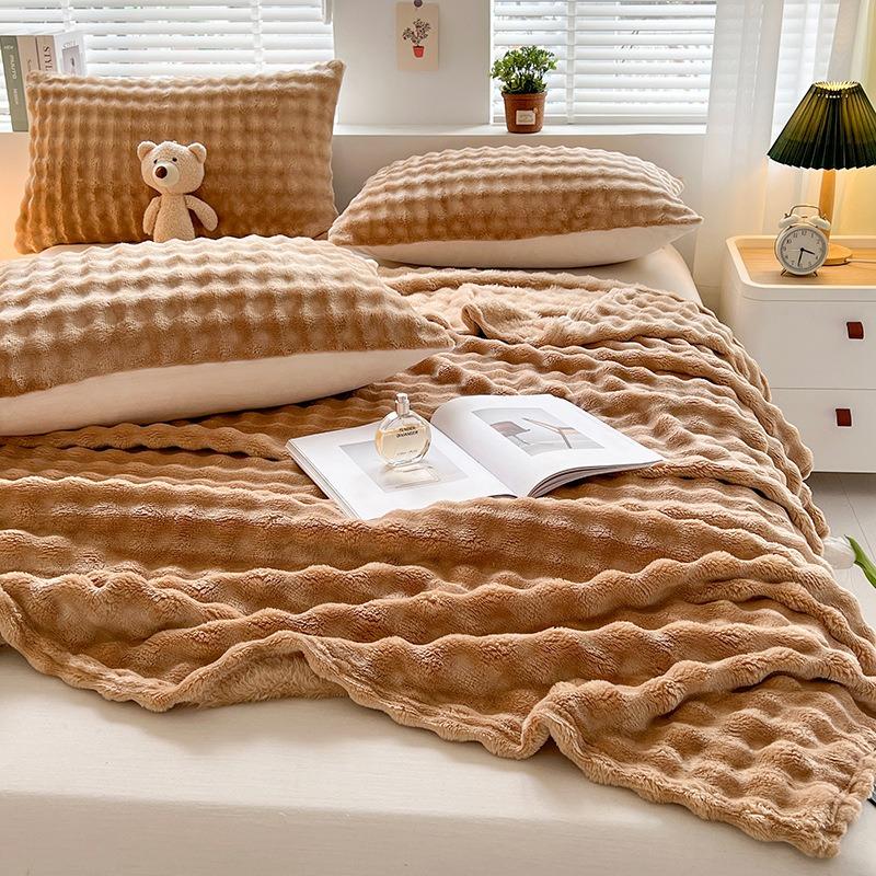 Luxury Coral Fleece Blankets for Beds Faux Fur Throw Blanket Warm Soft Thin Sofa Cover Bedroom Bubble Shaped Plaid Cover Blanket