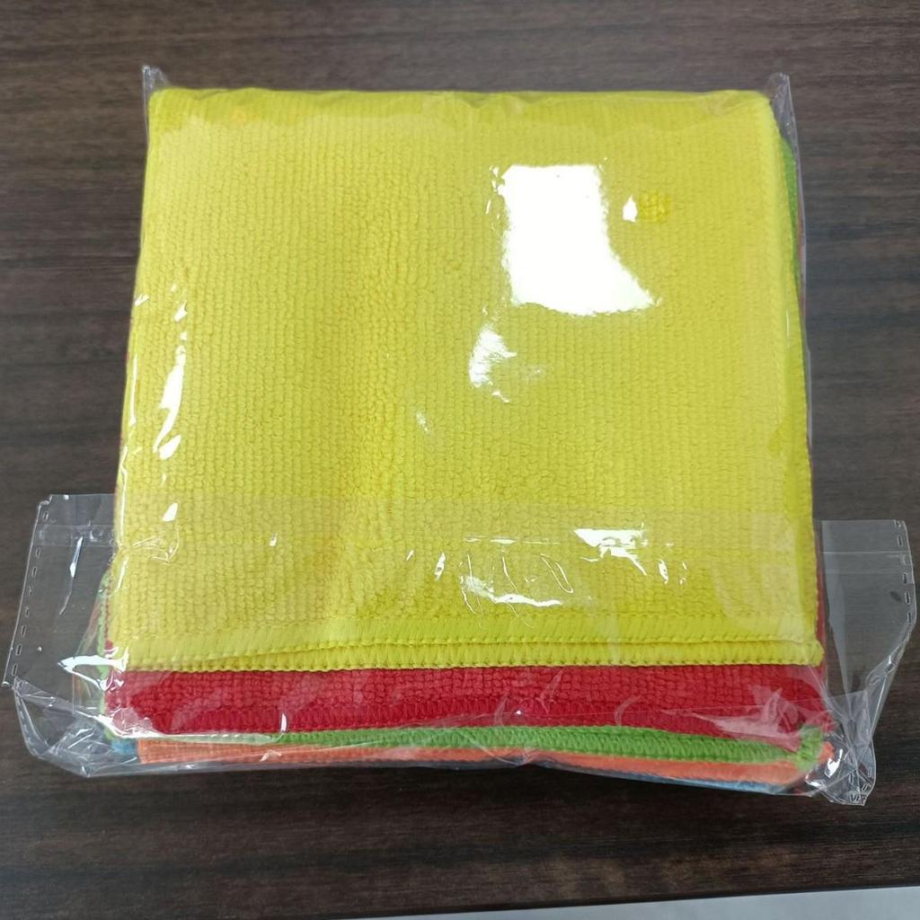 Multi-Purpose Absorbent Cleaning Cloth - Dish, Appliance, and Car Wash Towel with Scouring Pad