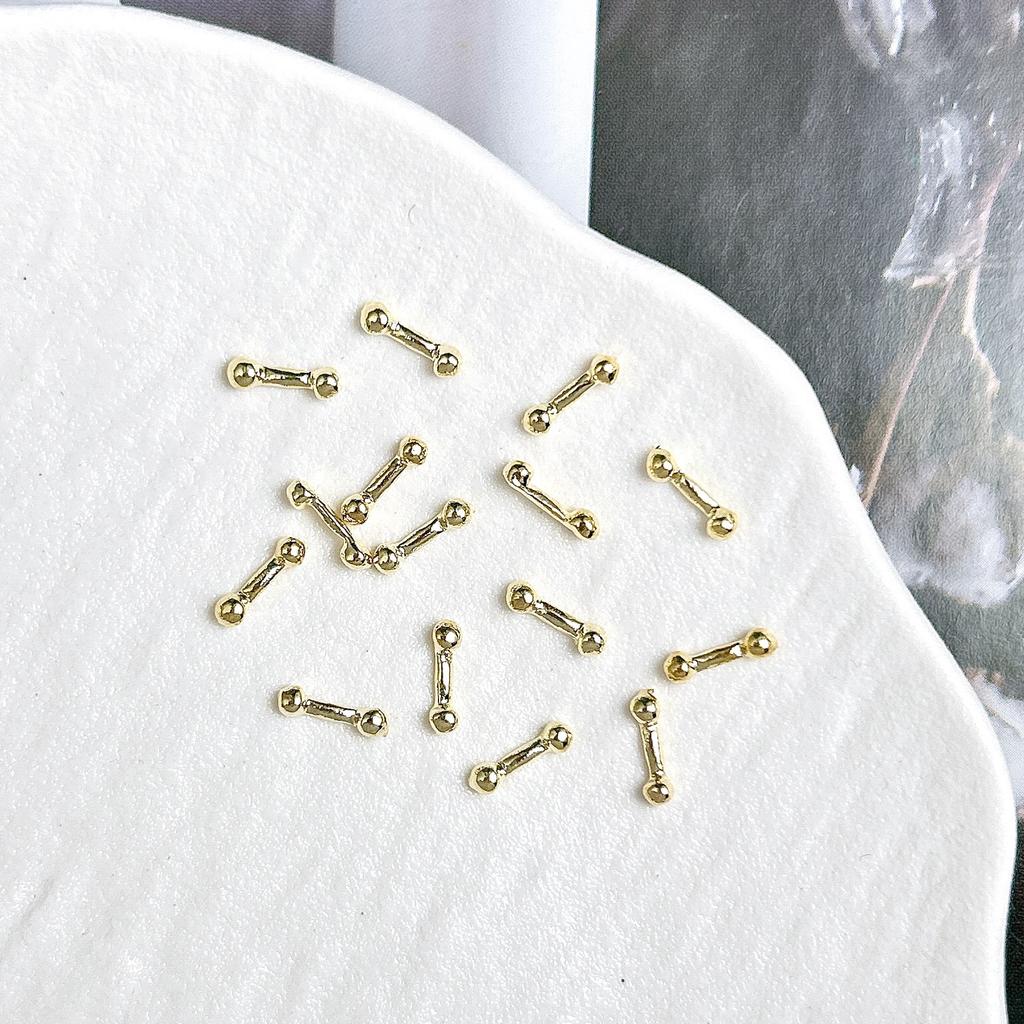 Legierung Gebogener Stab Augenbrauenstecker Außengewinde Doppelseitig Vergoldet Spitzkegel Punk Style Nagelkunst Zubehör DIY Nagel Süß Cool Dekoration DIY