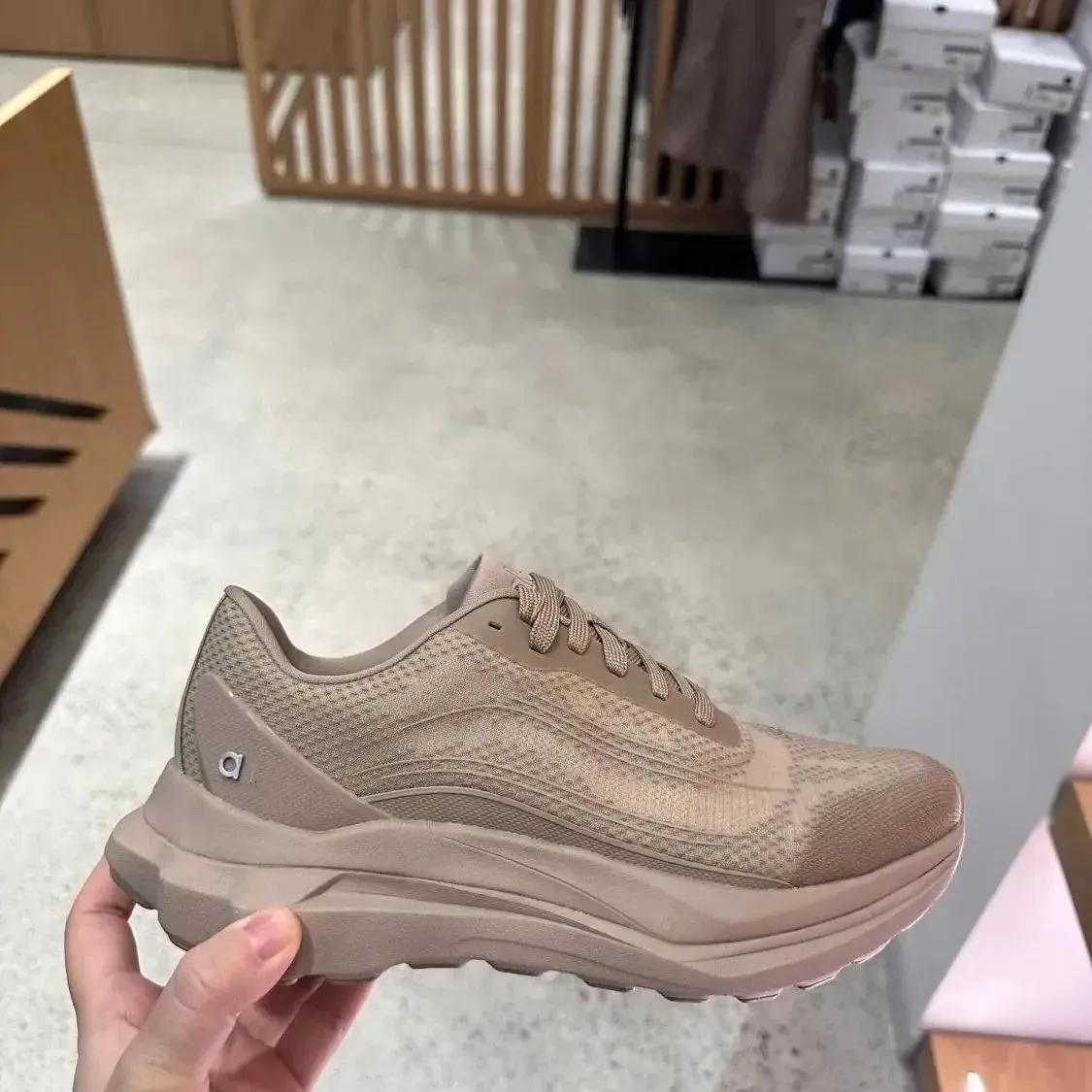 

Men Women Summer Sports Shoes Breathable Lightweight Fashion New Men s Women s Same Style Fashionable Leisure Outdoor Lightweight, Versatile Running 45
