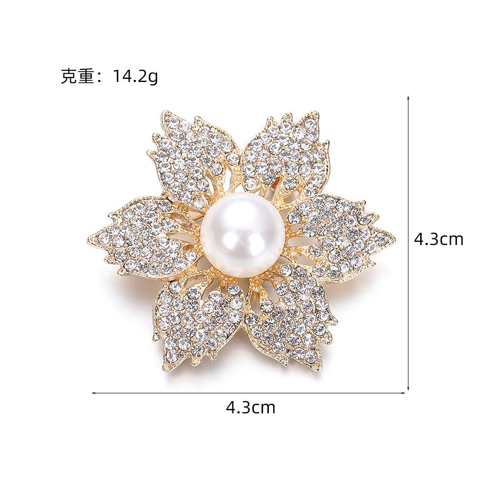 

High-end full diamond six-leaf flower pearl brooch suit coat collar corsage accessories personalized pin