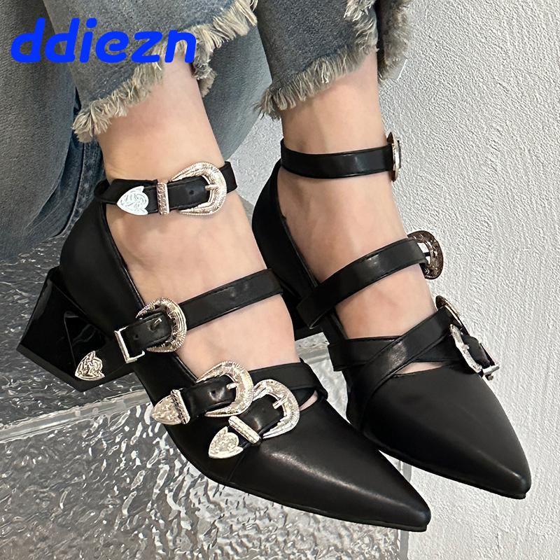 Mode Damen Neu 2025 Schuhe Absätze Damen Pumps Flache Schuhe Spitzschuh Mode Metallschnalle Riemen Damen Dicke Absätze Schuhe