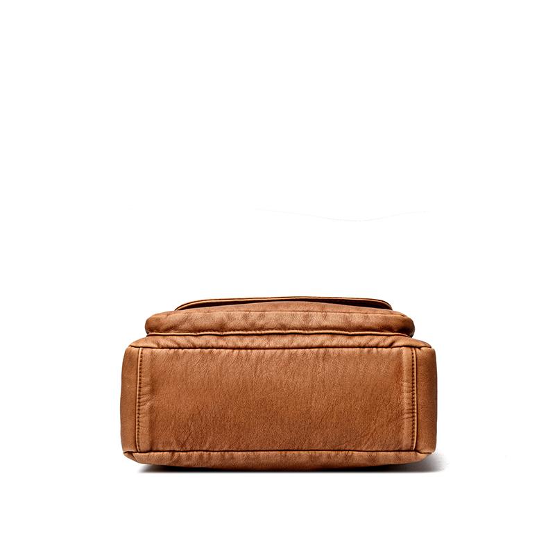 Large Capacity Shoulder Bag Women's Multi-Layer Lightweight Soft Leather Crossbody Bag