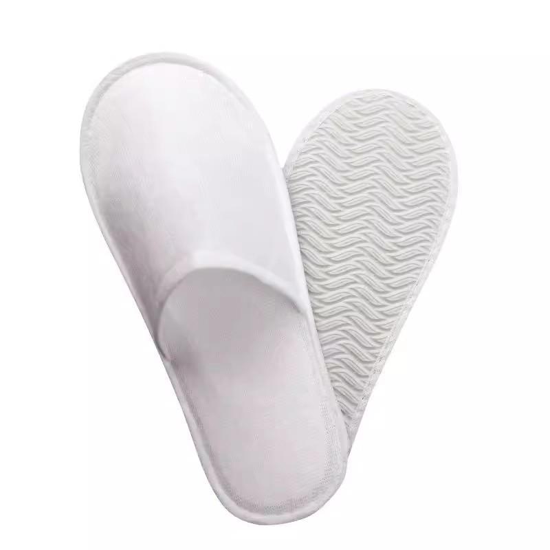 Plush Winter Non-Slip Disposable Slippers for Hotels & Homestays