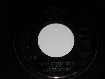 7inch Record UNDERCOVER - Baker Street PWL239 PWL Internation 1992 UK Dance & Electronica Used