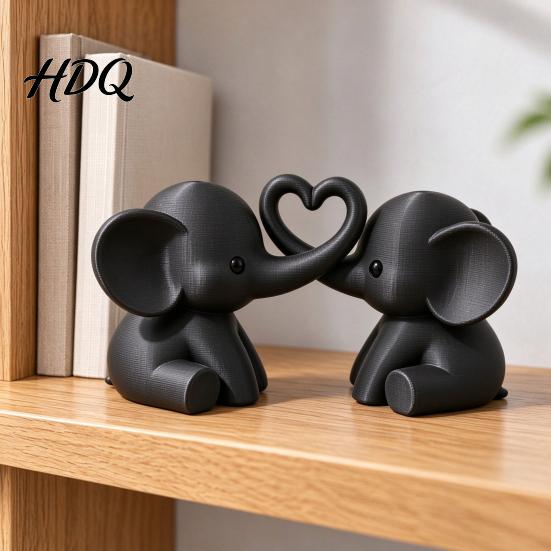 Heart Shaped Figurines Elephant Couple Ornaments Matte Resin Statue for Living Room Sweet Bedroom Decor Wedding Decor Romantic Desktop Sculpture