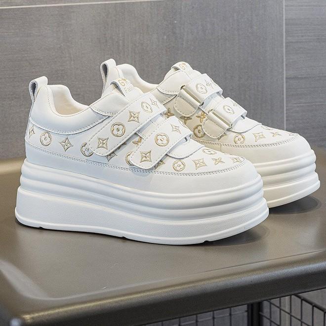 Damenschuhe mit dicker Sohle, Weiß, Innenhöhe erhöhend, Lederstickerei, Neu, Sportlich und lässig, Vielseitig und leicht, Damenschuhe mit Klettverschluss