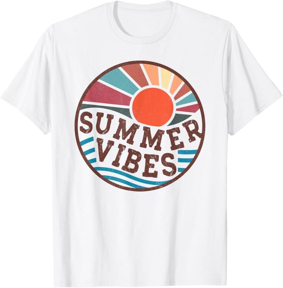 

Retro Summer Vibes Vintage Beach Family Trip Summer Vacation T-Shirt Unisex T-Shirt M