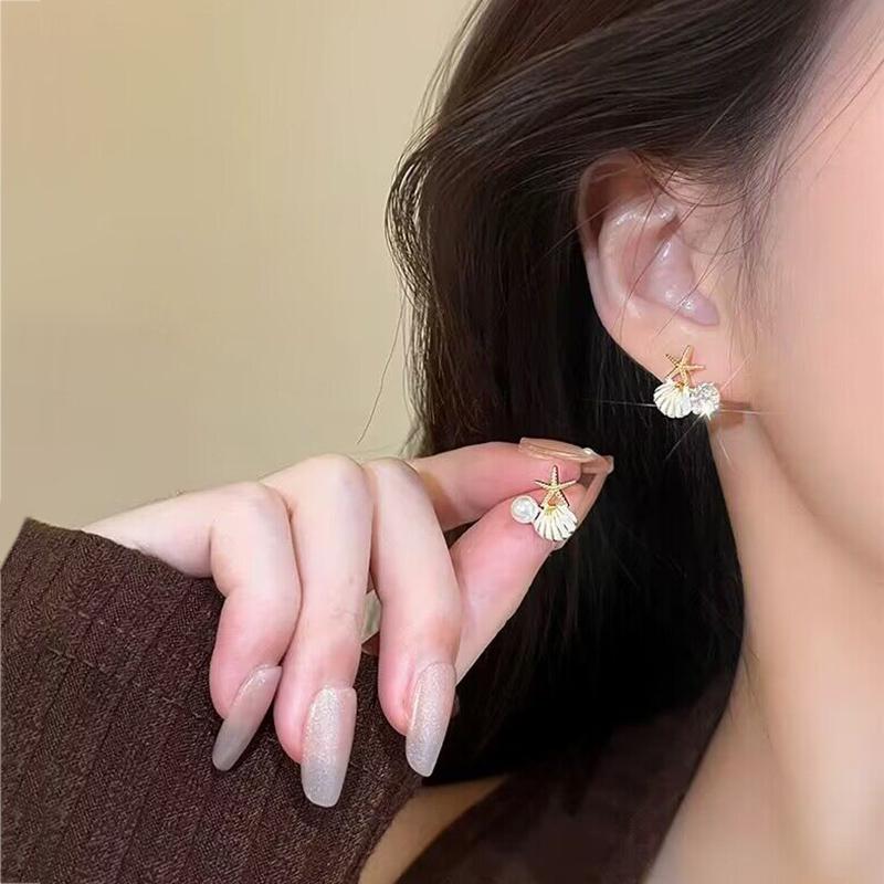 

Новые винтажные серьги-гвоздики с имитацией жемчуга, женские трендовые серьги в форме морской звезды, асимметричные серьги, ювелирные аксессуары, подарок белый