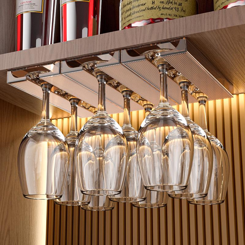 Obrácený stojan na sklenice na víno: Závěsný držák na hrnky do kuchyně a baru bez nutnosti vrtání