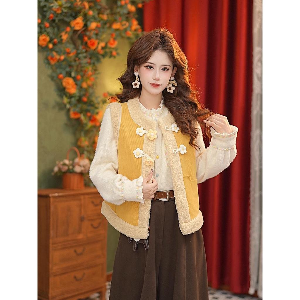 Retro Artistic 3D Stereo Off-White Shirt - Women's Versatile Autumn/Winter Fashion