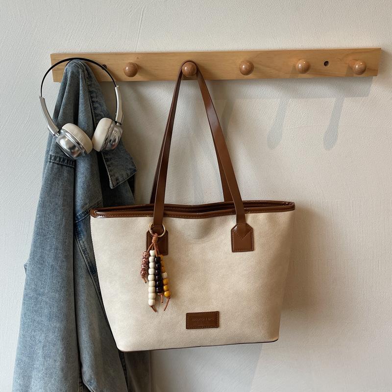 Fashion Large-capacity Bag Women's 2025 New Commuter Versatile Shoulder Bag, High-end Sense Going Out To Work Tote Bag