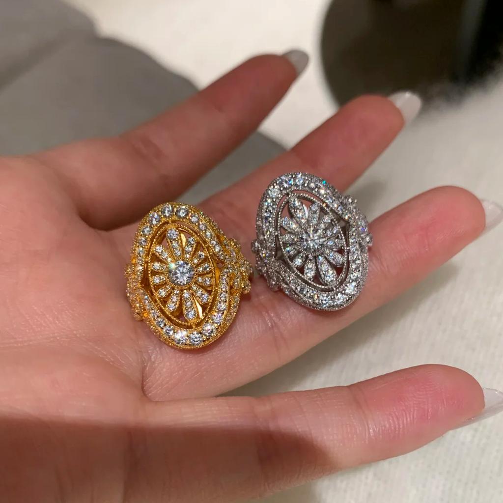 Medieval Retro Daisy Ring, High-End Lace Design, Imported High-Carbon Diamond Fireworks, Hollow Ball Edge Women'S Ring