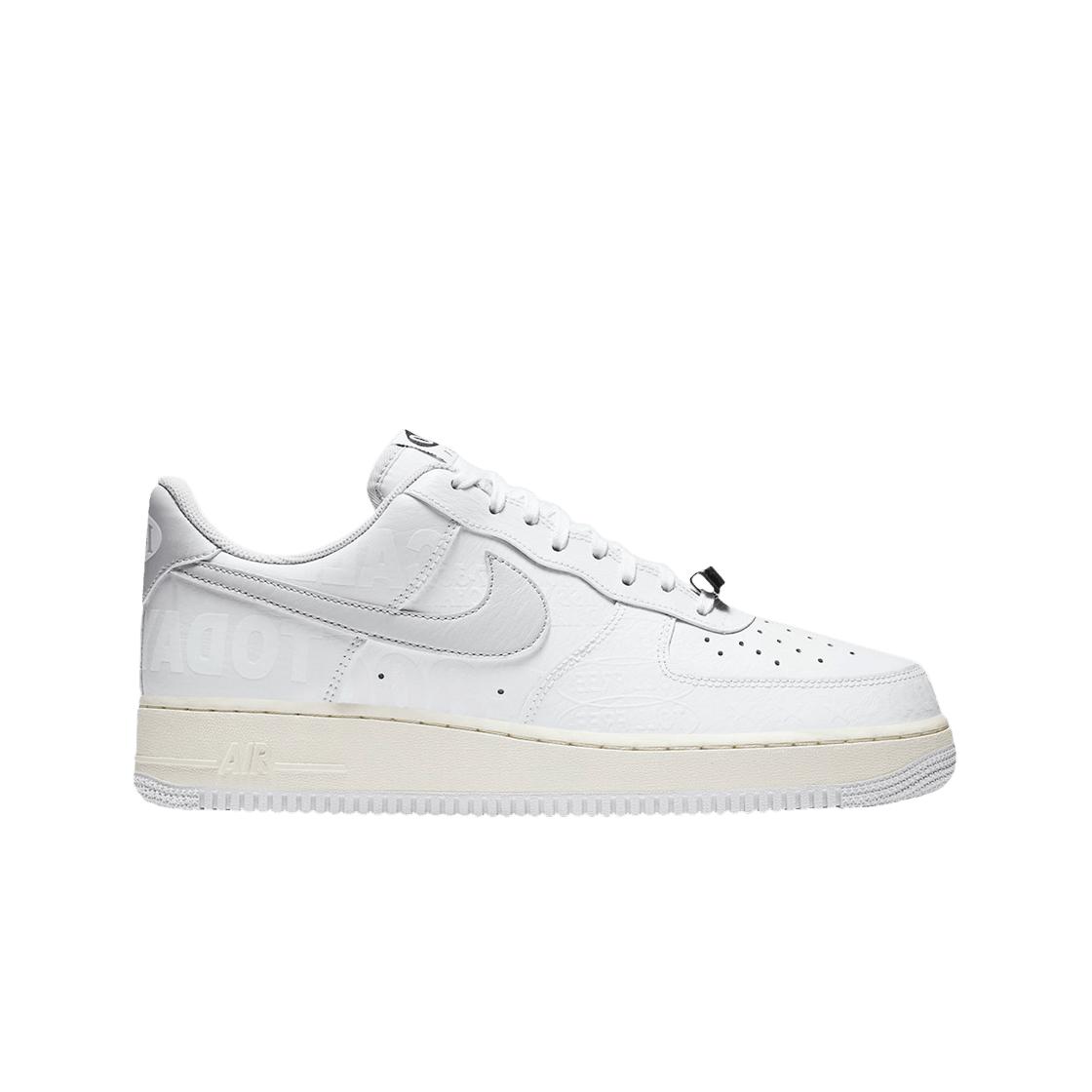 

Nike Air Force 1 07 Low 1-800 300
