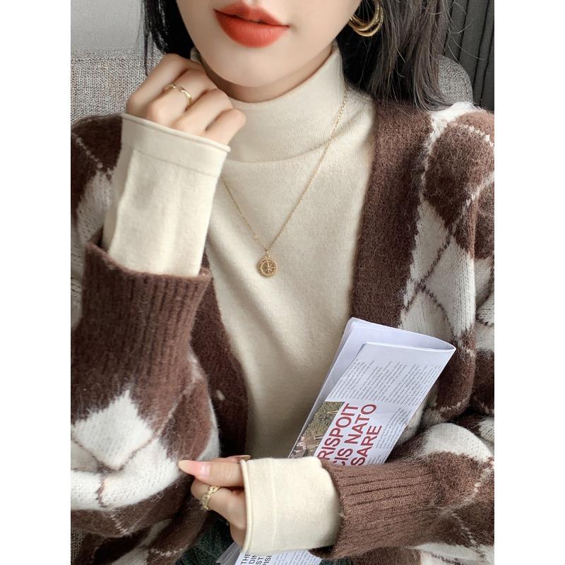 

Curled semi-turtleneck knitted bottoming shirt women s spring simple soft waxy sweater basic slim-fitting inner top XL абрикосовий