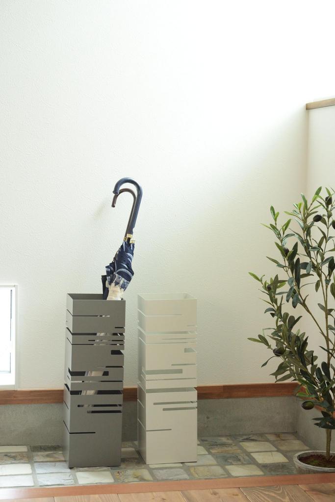 Azumaya-kk Umbrella Stand, White, Width 15.5 x Depth 15.5 x Height 49cm (LFS-180WH)