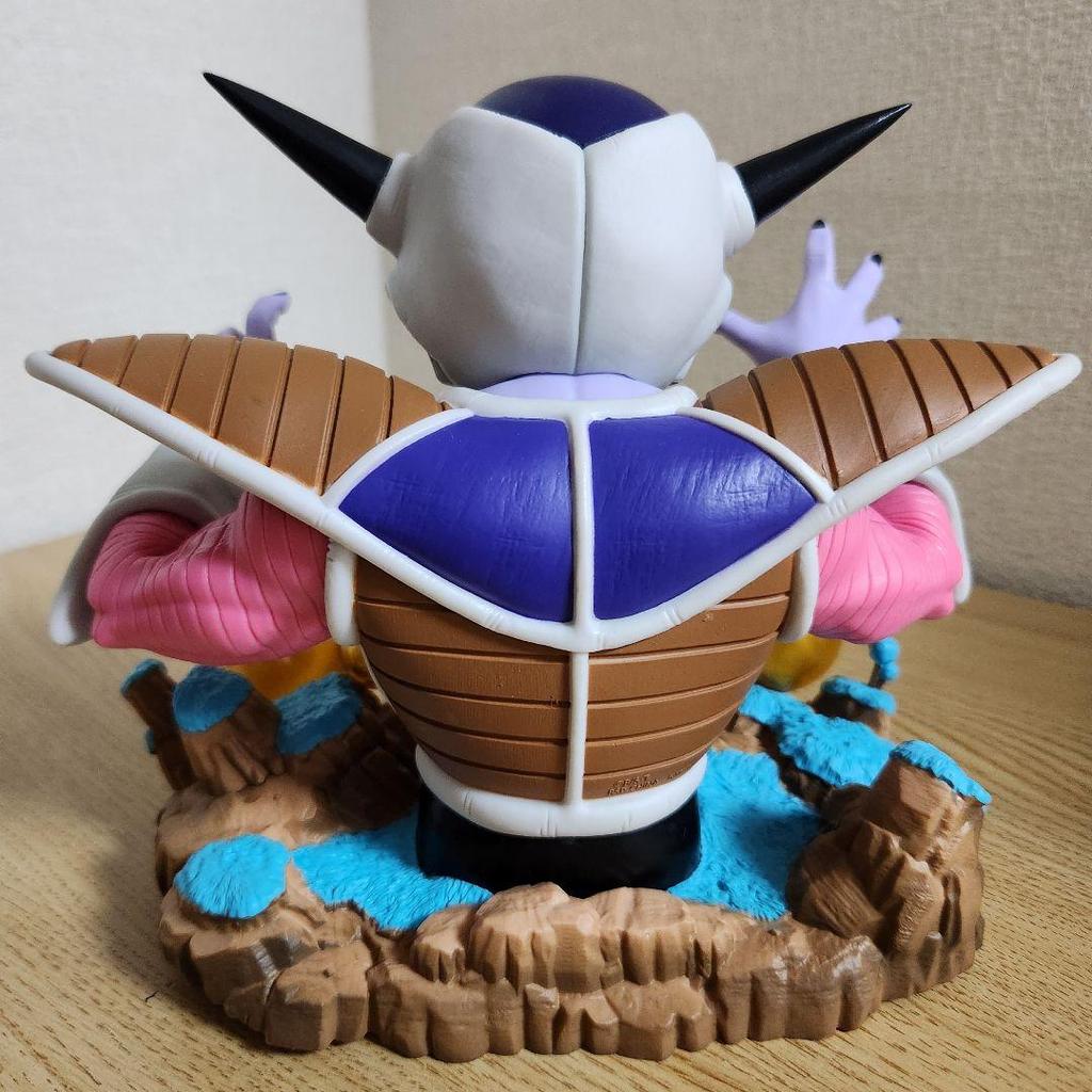 [USED] Dragon Ball Frieza figure