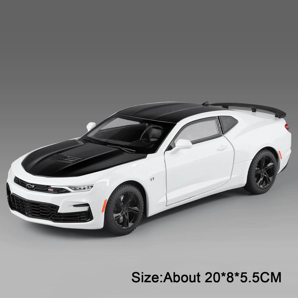 1:24 Camaro Revuelto Model Toy Car Metal Diecast Music Light Shock Absorption Models Linkage Steering Toys Collectible Item