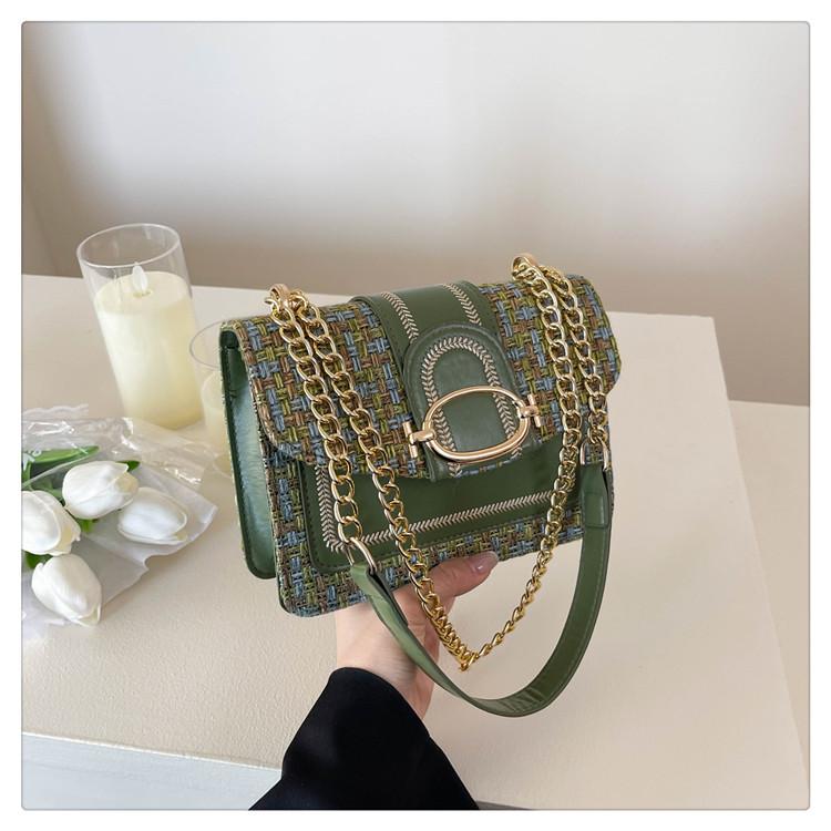 Korean Version Chic Create Patterns Pu Leather Shoulder Crossbody Bag with Gold Chain Strap Perfect for Elevating Everyday Looks
