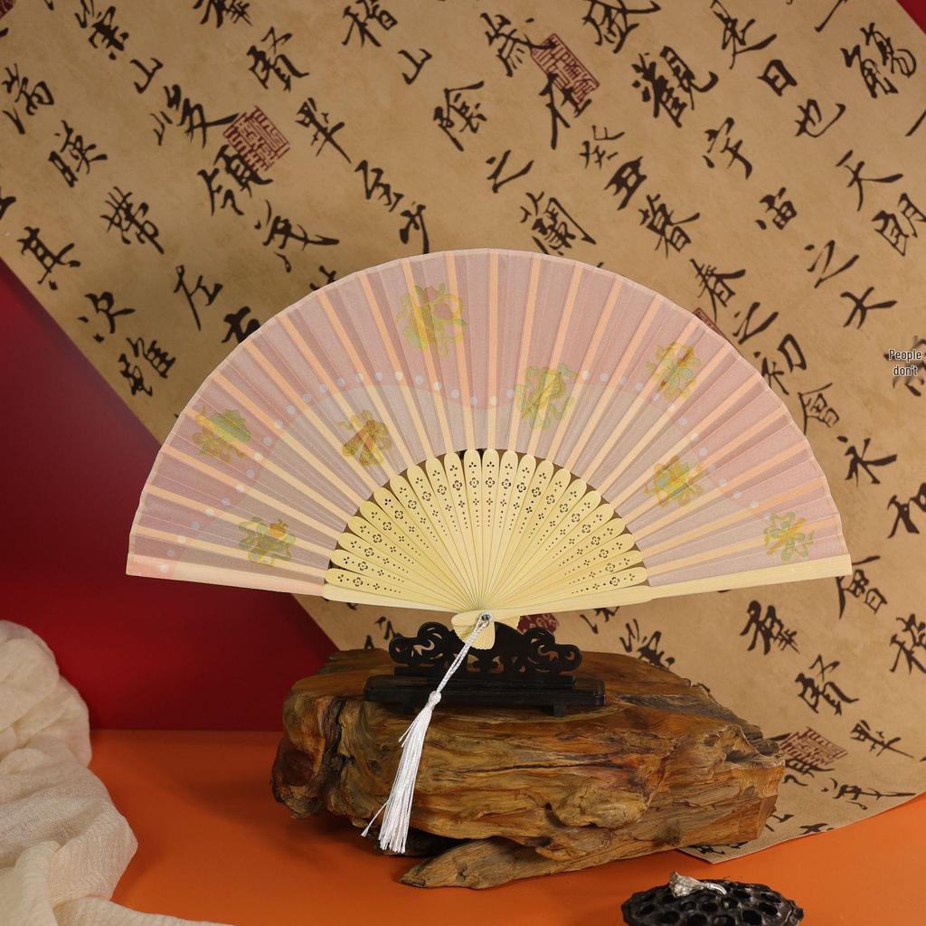 Hanfu Faltfächer im antiken Stil: Neuer chinesischer Design-Tanzfächer für Damen