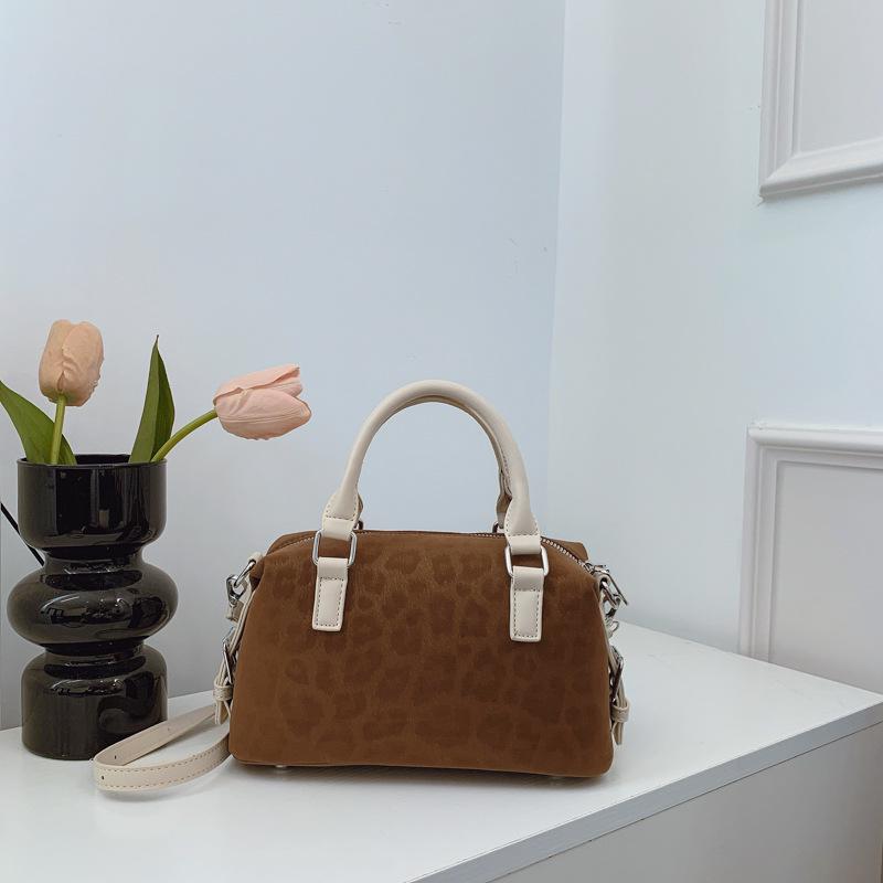 2025 Women's Cross-border Leather Boston Bag: Fashionable Cartoon Handbag & Single Shoulder Crossbody Bag