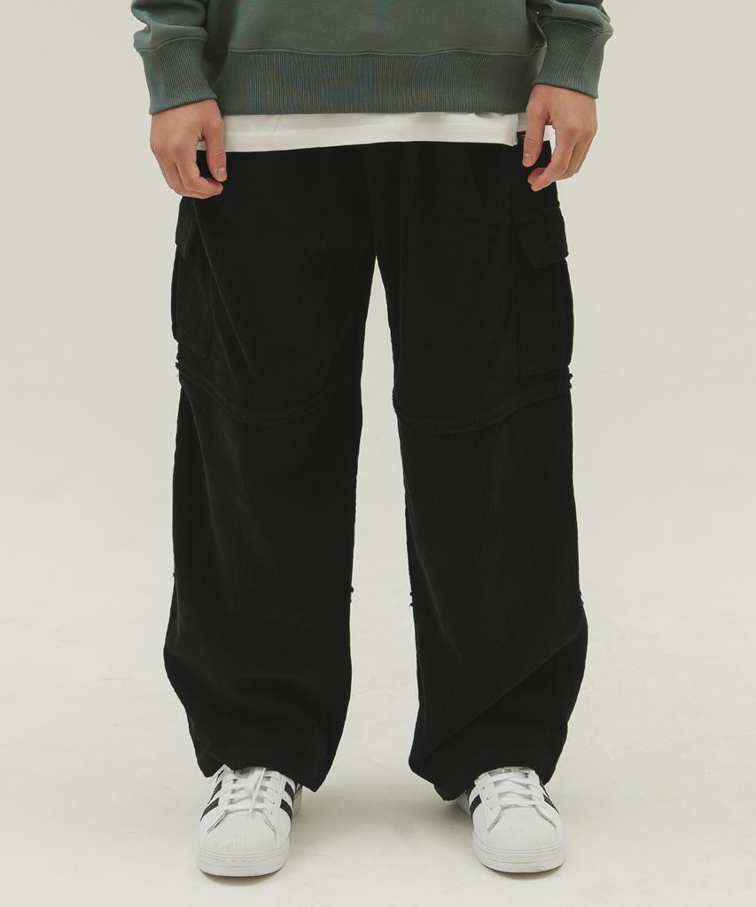 CAMEL WORK Wide Corduroy Cut Cargo Pants (Black)