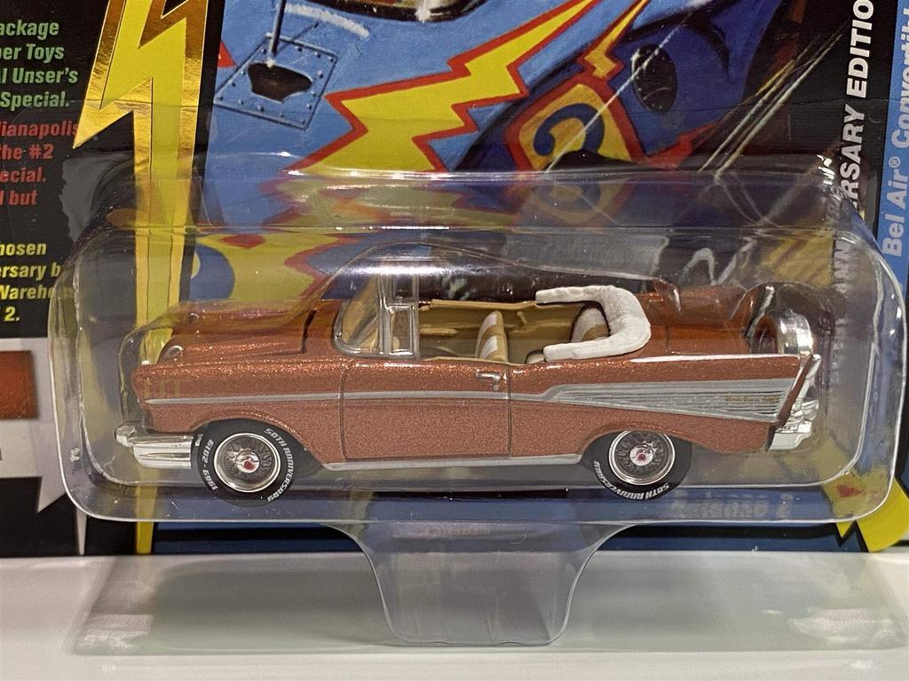 Johnny Lightning JLCG020 Classic Gold VER B 1957 Chevy Bel Air Convertible