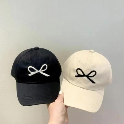 2024 Yeni Bebek Fiyonk Nakışlı Şapka Düz Çocuk Beyzbol Şapkası Düz Bebek Sivri Şapkalar Kızlar Ayarlanabilir Güneş Şapkası Çocuklar Yürümeye Başlayan Çocuk Şapkası