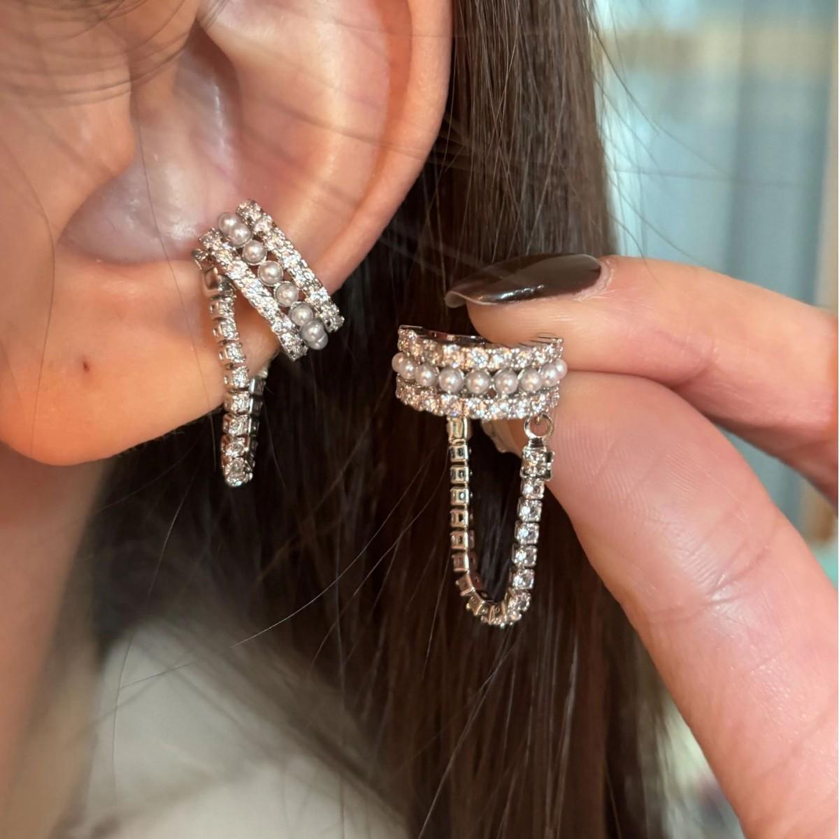 Elegant C-shaped Zircon Pearl Tassel Ear Cuff - No Piercing Needed