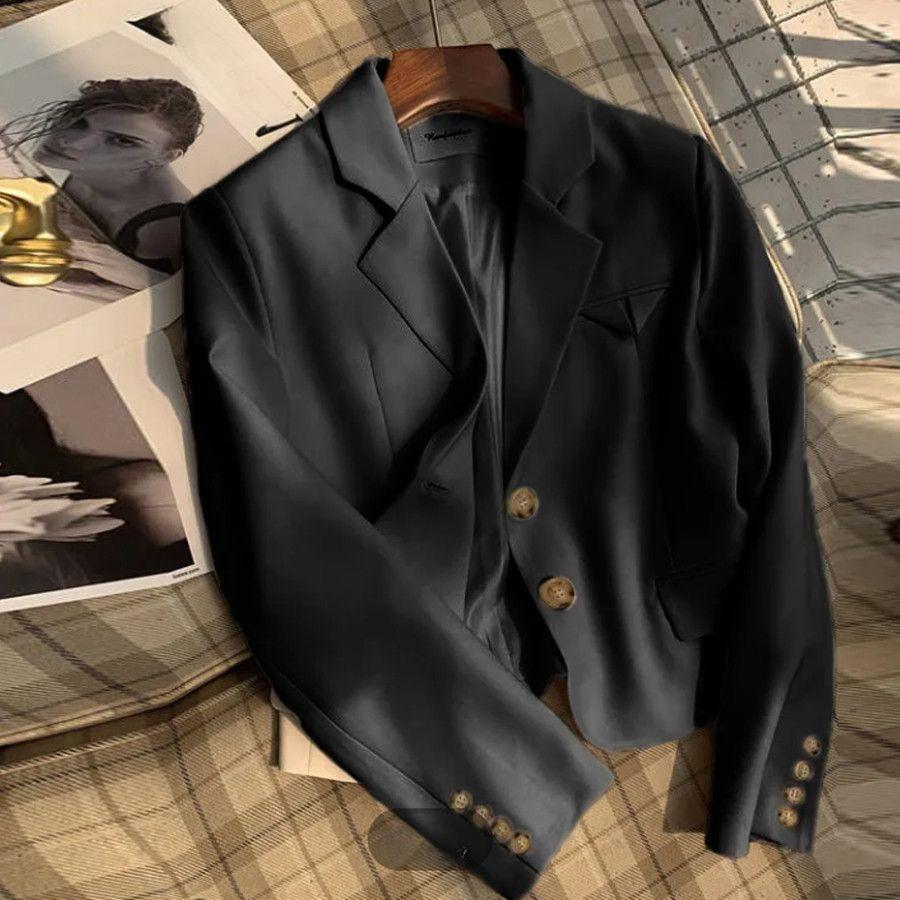 Simple Yet Stylish Short White Suit Jacket for Women In Spring and Autumn