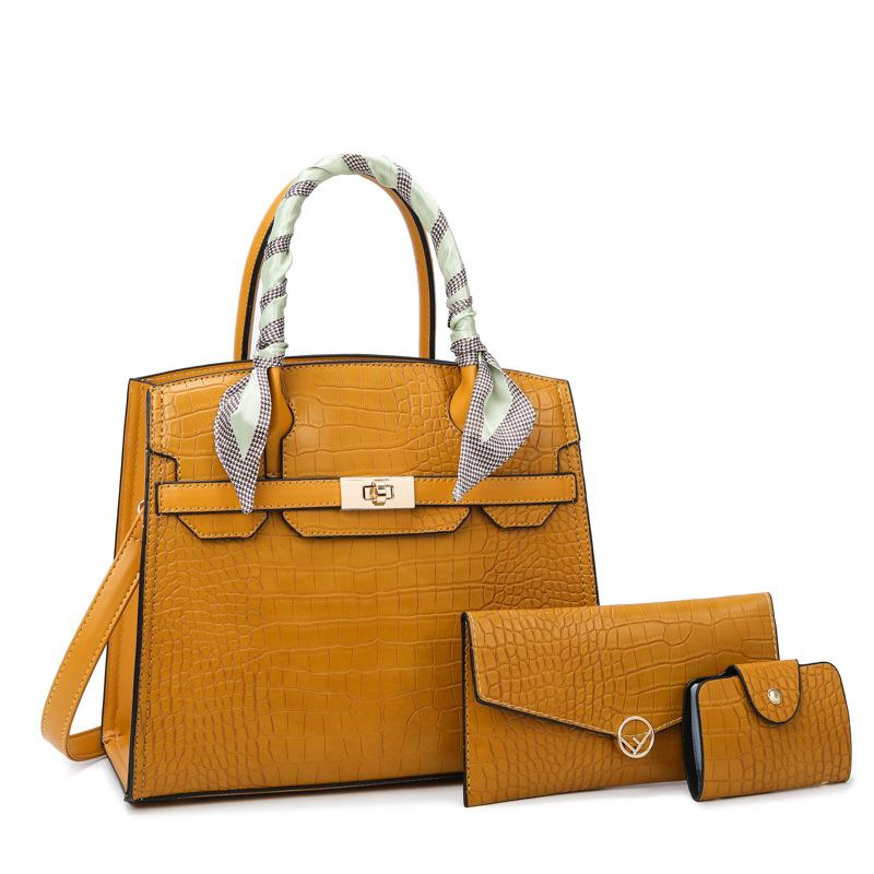 Trendy women's bags, new autumn fashion three-piece set, mother and child bags, large-capacity shoulder messenger bags.