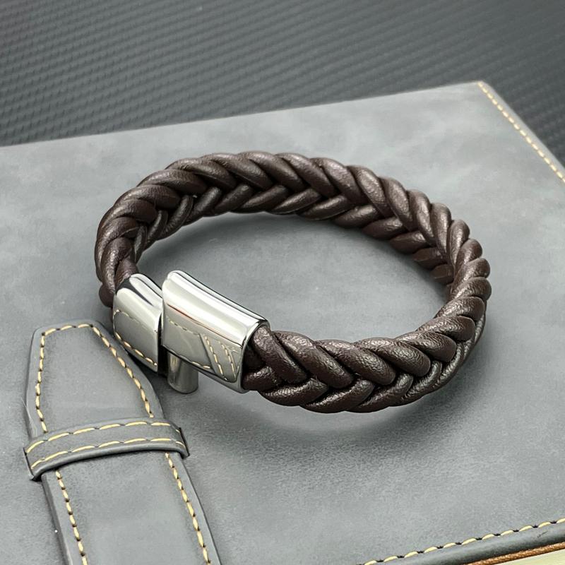 Punk Men Braided Leather Bracelet Jewelry Black/Brown/Red/Blue Stainless Steel Magnetic Clasp Fashion Bangles Charm Bracelets