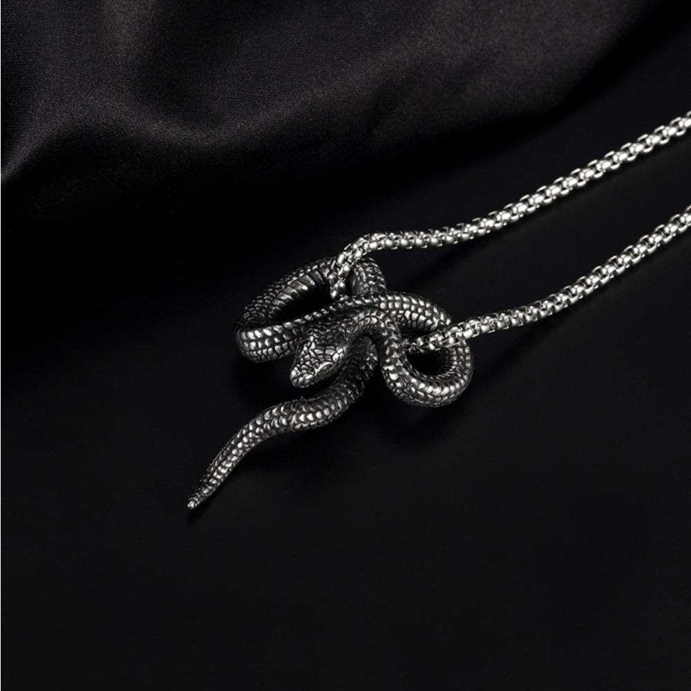 Men's Retro Creative Snake Shape Pendant Necklace Stainless Steel For Fashionable Men Anniversary