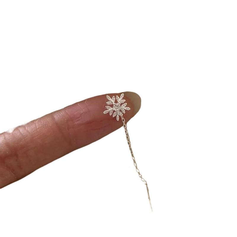 

1pair Simple Elegant Snowflake Chain Tassel Dangle Earrings Korean Dangle Ear Studs Winter Jewelry Christmas Accessories Gifts