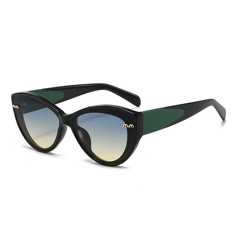 

Lightweight Butterfly Shape Sunglasses With Pc Frame For Outdoor Sports And Parties BlackFrameBlueTea