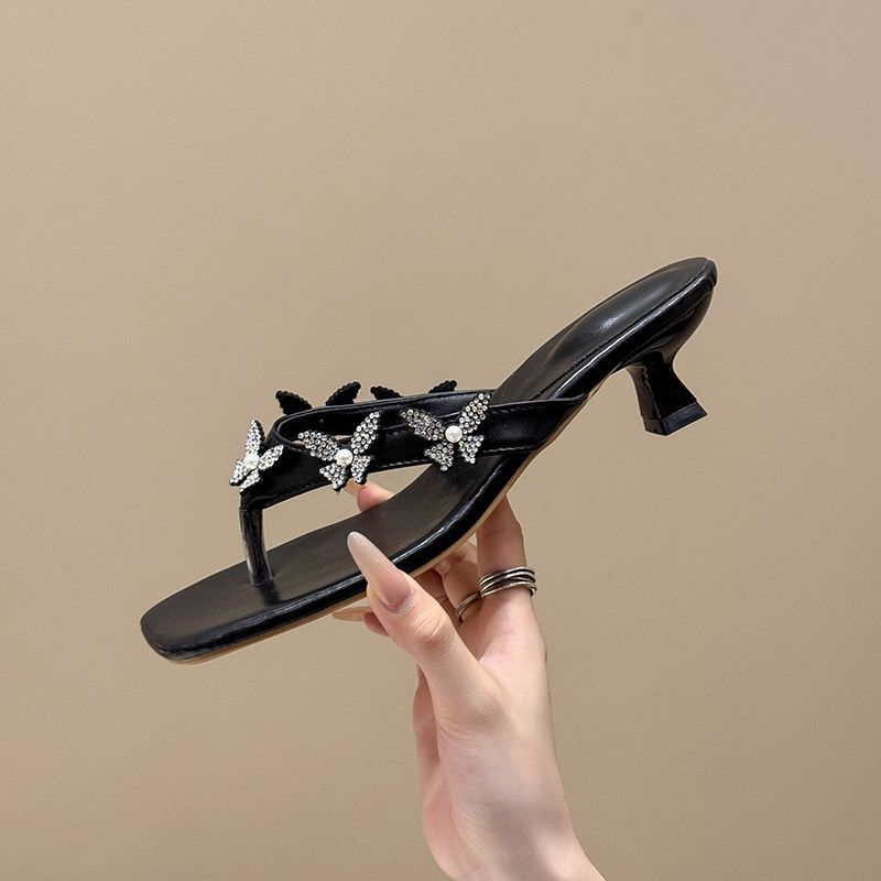 French Thick Heel Beautiful Slippers Women Wear 2025 Summer New Fairy Wind Butterfly Rhinestone Silver Toe Sandals