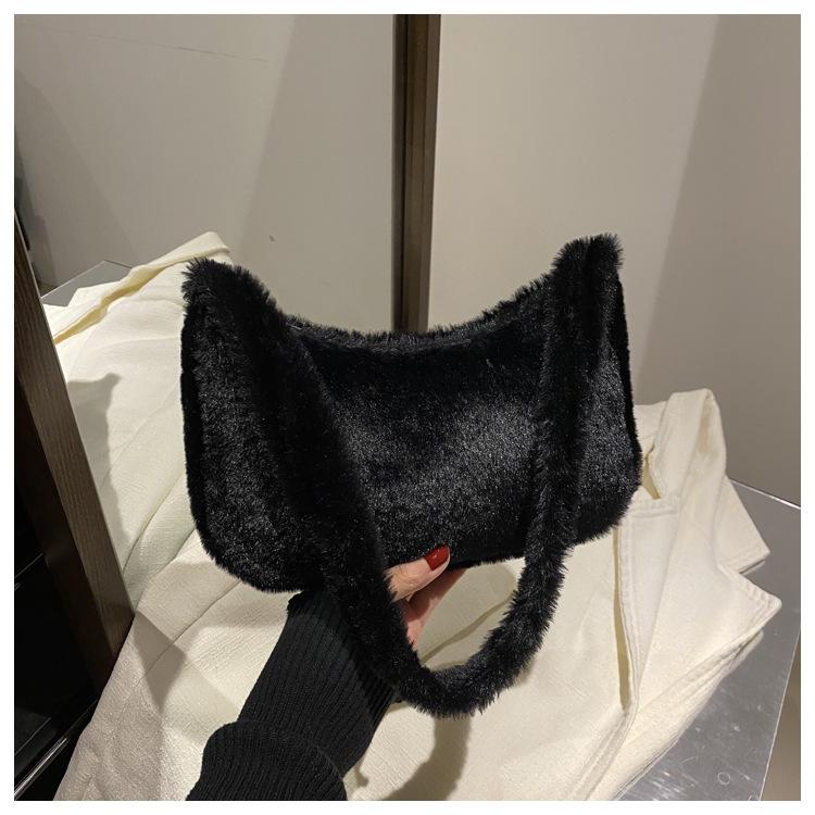 Early Spring New Mao Mao Solid Color Casual Fashion Fashion Plush Hand-held Underarm Women's Bag