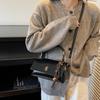 Niche trend messenger shoulder bag soft leather all-match retro small square bag