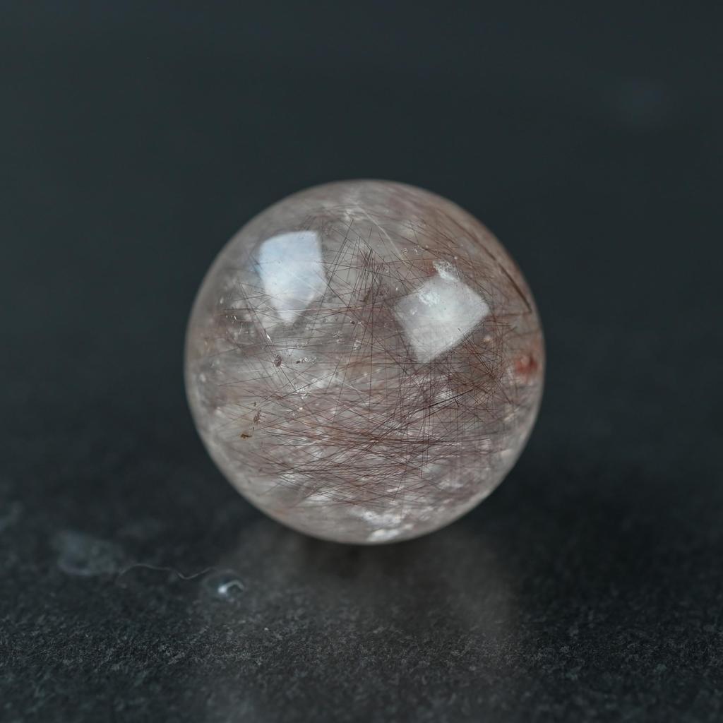 Eigado Rutilated Quartz Red Rutilated Good Work Power Amulet Sphere, 25mm, 21.7g, Quartz, Fortune, Luck, Stone,