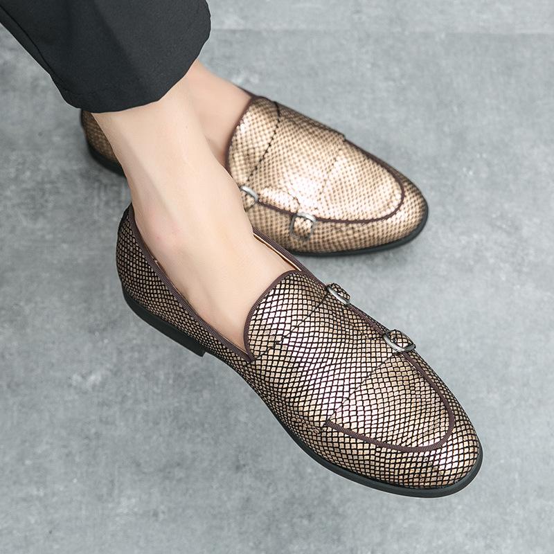 2025 Herbst neue spitze glänzende kleine Lederschuhe Übergröße Slipper Business vielseitige britische Freizeitschuhe