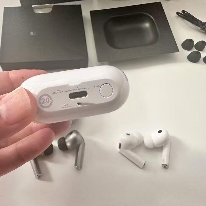 Enhanced Buds3Pro+ with Wireless Charging & Noise-Canceling Bluetooth Capability