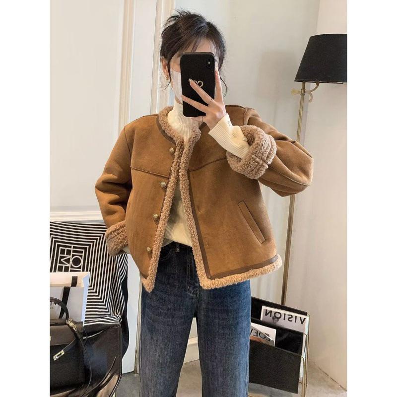 Winter 2023 Women's Short Loose Korean Style Fur Coat with Thickened Lamb Wool
