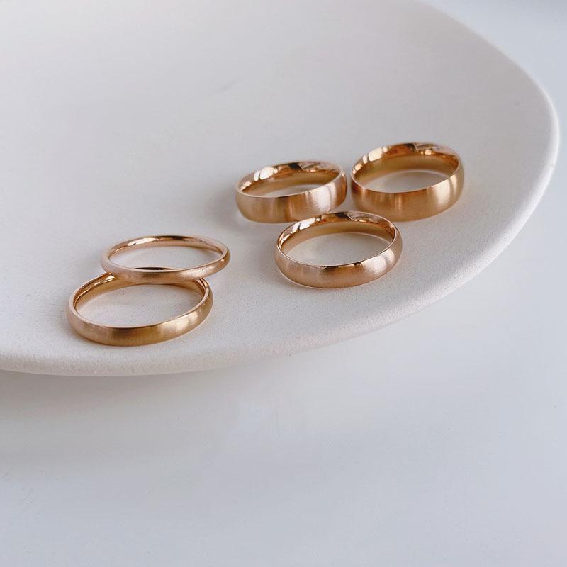 Brushed Titanium Steel Women's Ring with 18K Gold Accents - Modern Cold Style for Couples